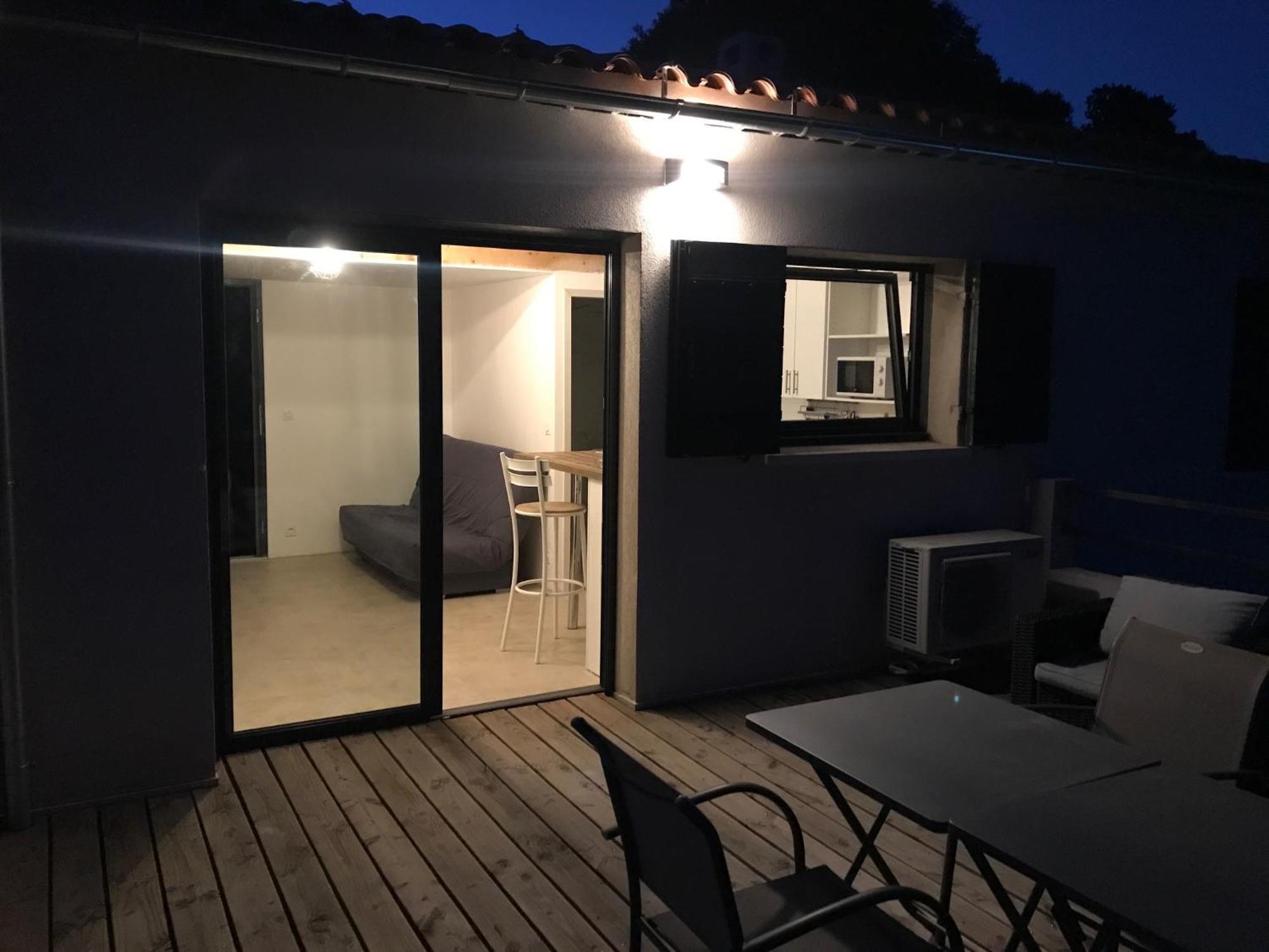 Studio Au Calme, Grande Terrasse Avec Vue Vallee Ginasservis Exterior photo